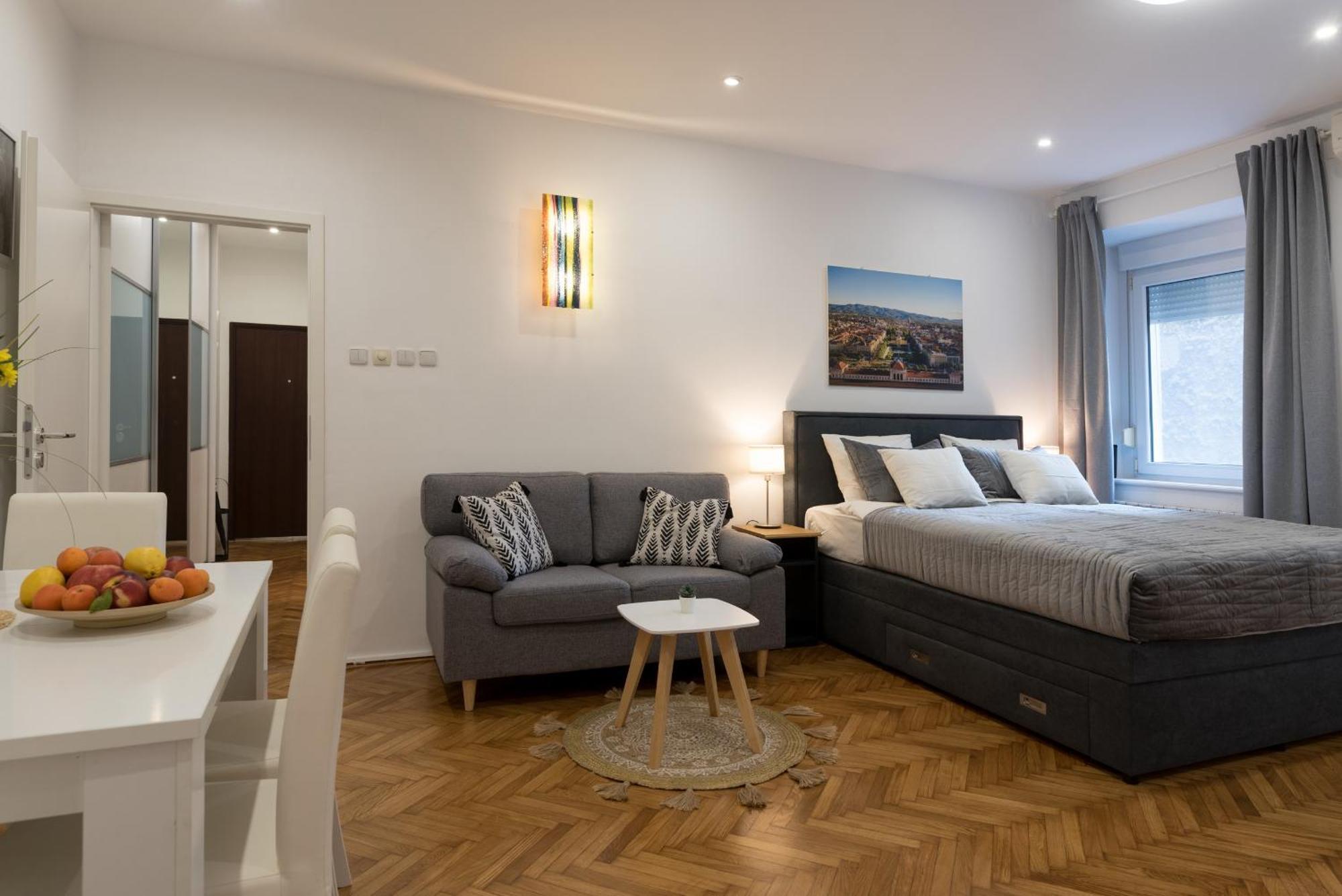 Like Home Zagreb Apartment Ngoại thất bức ảnh